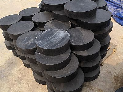 甘南州板式橡胶支座由若干层橡胶片与薄钢板经加压硫化